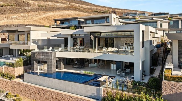 667 Solitude Rock Court, Henderson, NV 89012