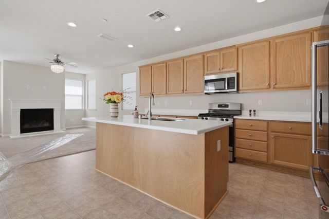 4344 Vanguard Dr, Modesto, CA 95356