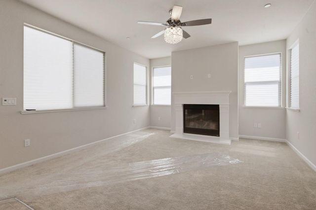 4344 Vanguard Dr, Modesto, CA 95356