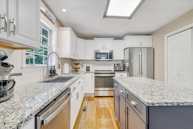 139 Lynville DR, Hardy, VA 24101