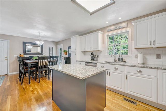 139 Lynville DR, Hardy, VA 24101