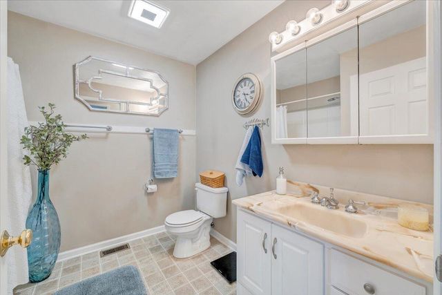 139 Lynville DR, Hardy, VA 24101