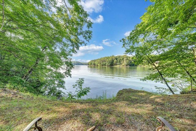 139 Lynville DR, Hardy, VA 24101