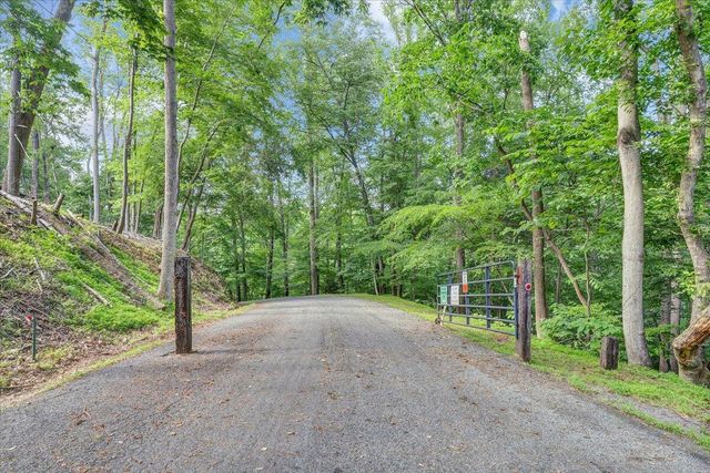 139 Lynville DR, Hardy, VA 24101