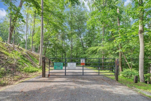 139 Lynville DR, Hardy, VA 24101