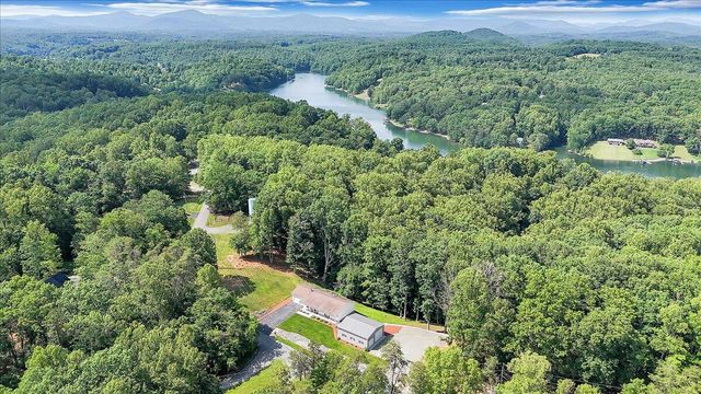 139 Lynville DR, Hardy, VA 24101