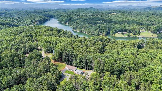 139 Lynville DR, Hardy, VA 24101