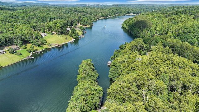 139 Lynville DR, Hardy, VA 24101