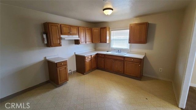 958 S Prospect Street A, Porterville, CA 93257