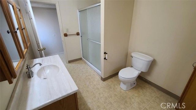 958 S Prospect Street A, Porterville, CA 93257