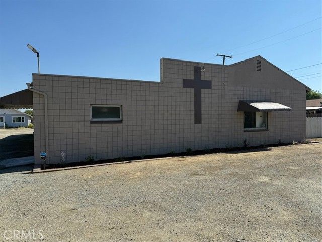 958 S Prospect Street A, Porterville, CA 93257