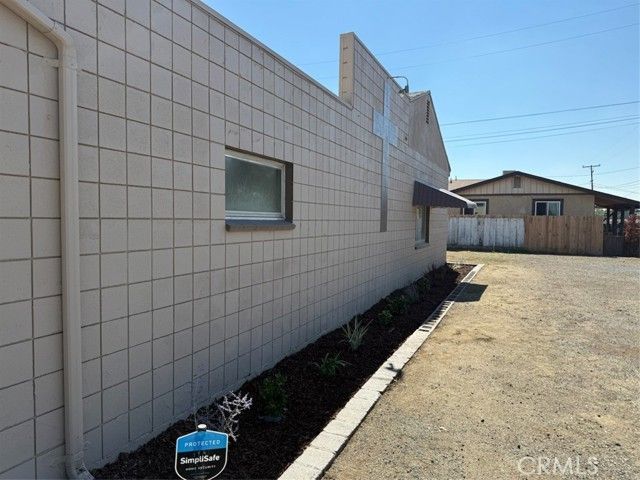 958 S Prospect Street A, Porterville, CA 93257