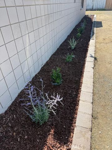 958 S Prospect Street A, Porterville, CA 93257