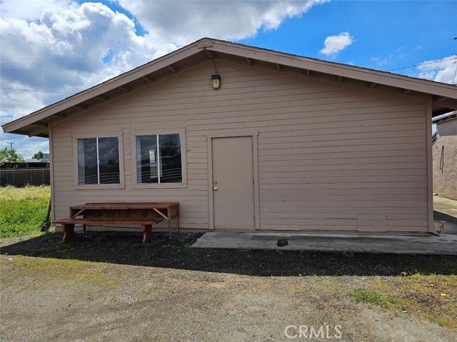 958 S Prospect Street A, Porterville, CA 93257