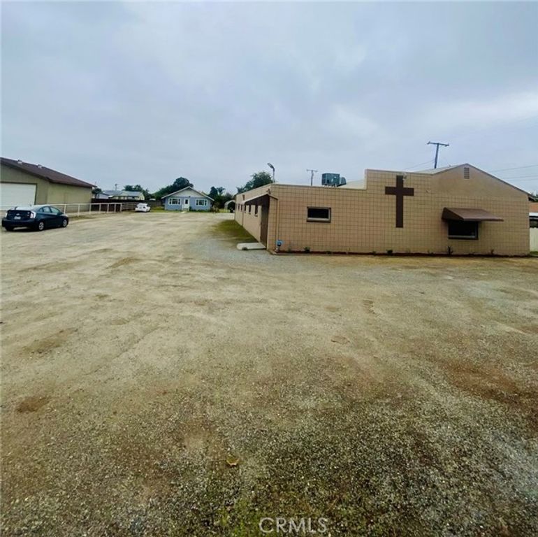 958 S Prospect Street A, Porterville, CA 93257