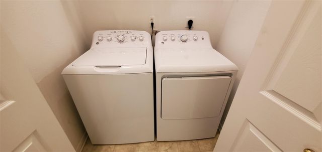 1354 Fox Pointe Circle, Ann Arbor, MI 48108