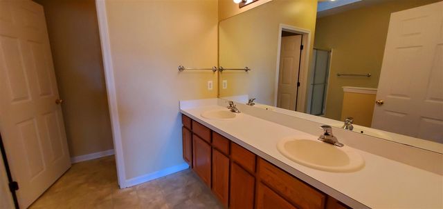 1354 Fox Pointe Circle, Ann Arbor, MI 48108