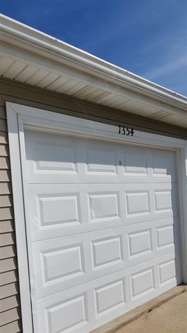 1354 Fox Pointe Circle, Ann Arbor, MI 48108