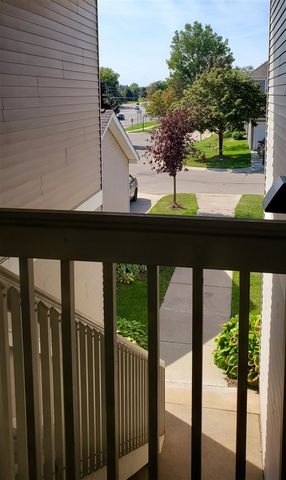 1354 Fox Pointe Circle, Ann Arbor, MI 48108