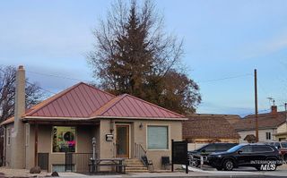 1216 7th St South, Nampa, ID 83651