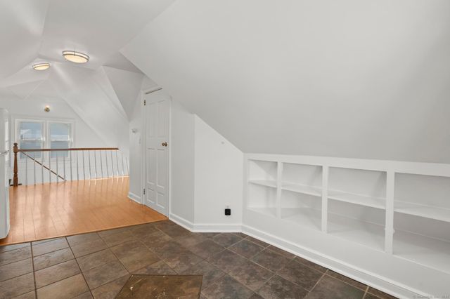 48 Lockwood Avenue 3, Stamford, CT 06902