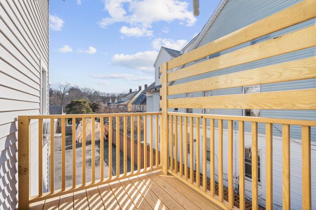 48 Lockwood Avenue 3, Stamford, CT 06902