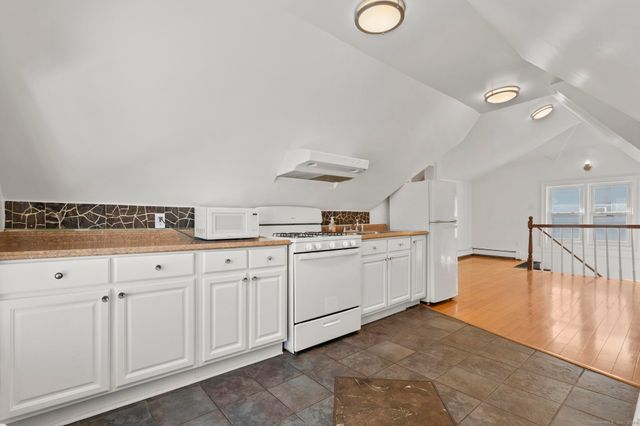 48 Lockwood Avenue 3, Stamford, CT 06902