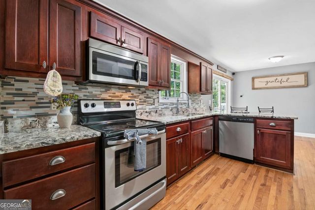 185 Hillshore Court, Lavonia, GA 30553