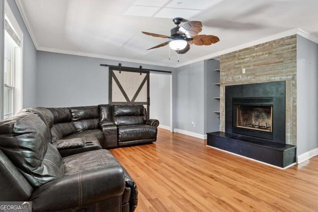 185 Hillshore Court, Lavonia, GA 30553