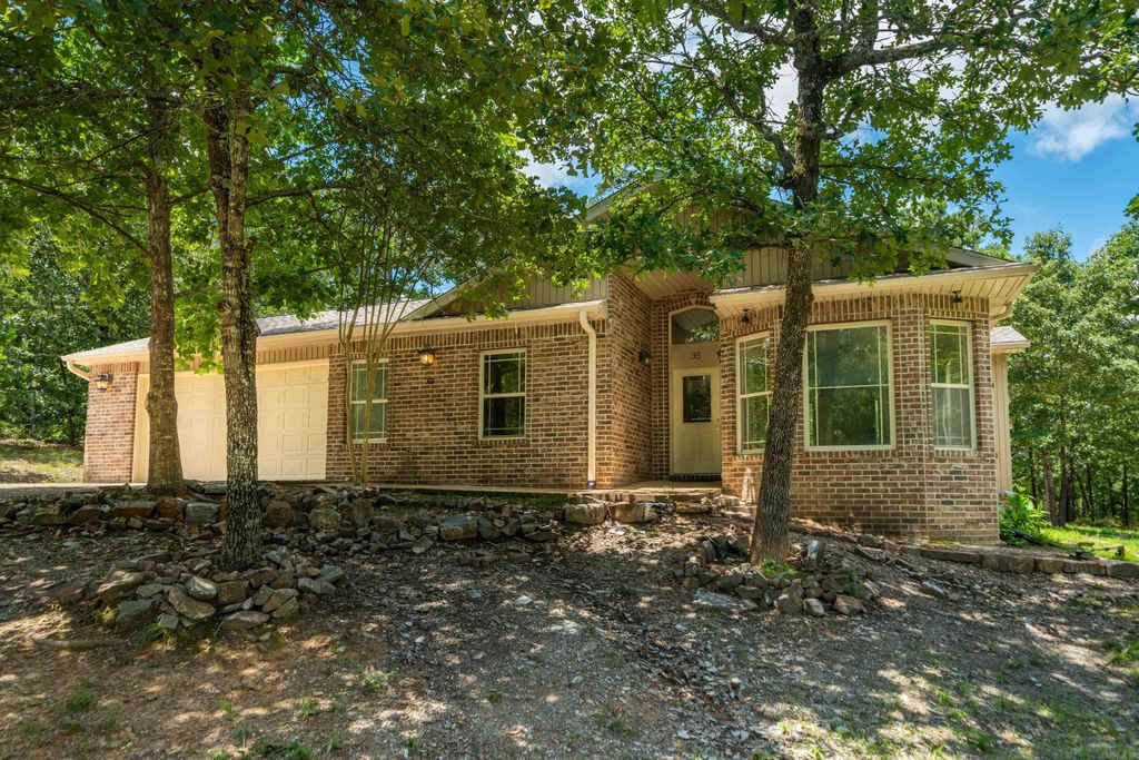 35 San Sebastian Way, Hot Springs Village, AR 71909