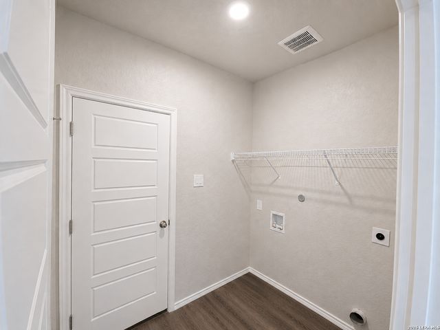 2135 DRY MOSS PASS, San Antonio, TX 78224