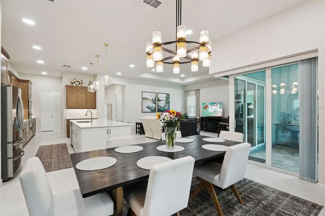 6524 SHIMMERING SHORES LANE, St Cloud, FL 34771