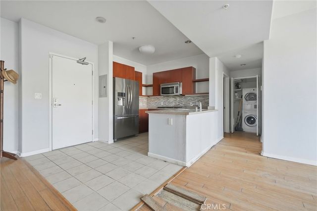 250 N First Street 336, Burbank, CA 91502