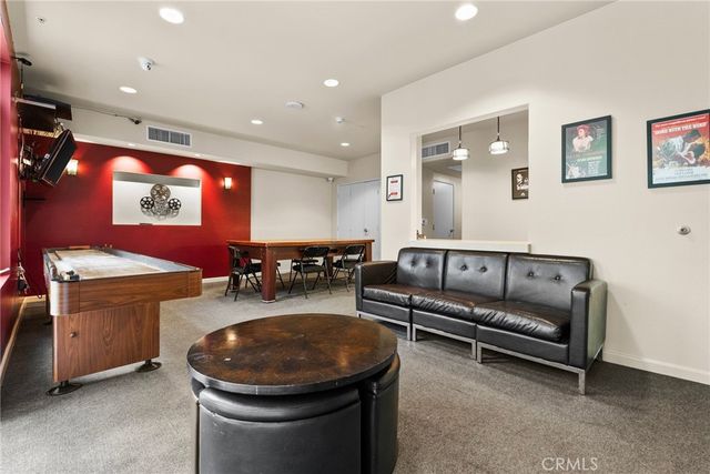 250 N First Street 336, Burbank, CA 91502