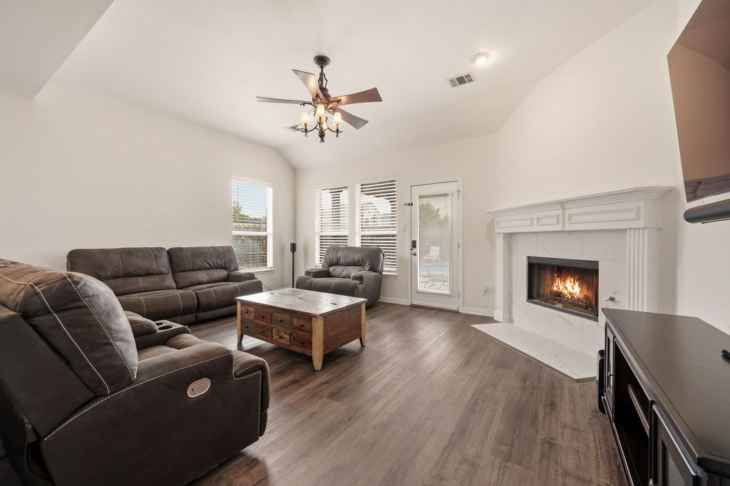6528 Stewart Boulevard, The Colony, TX 75056 — photo 3