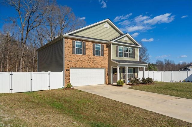 245 Naples Road, Lexington, NC 27295