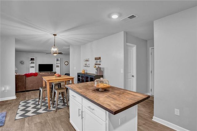 245 Naples Road, Lexington, NC 27295