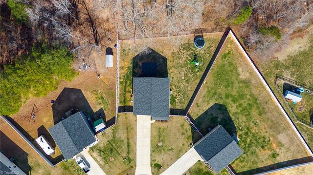 245 Naples Road, Lexington, NC 27295