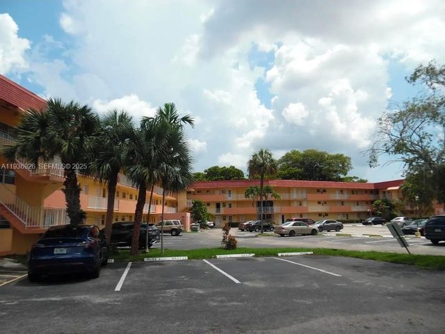 1540 NE 191st St 145, Miami, FL 33179