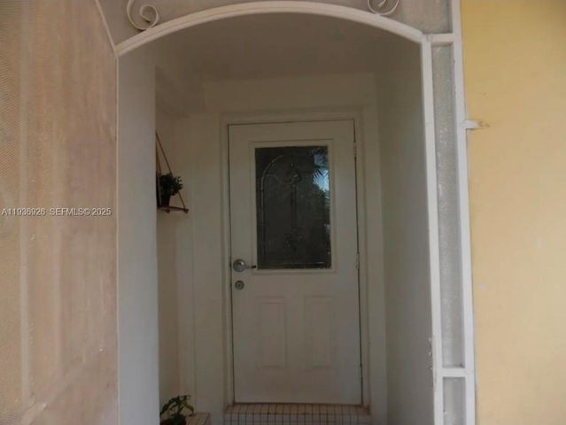 1540 NE 191st St 145, Miami, FL 33179