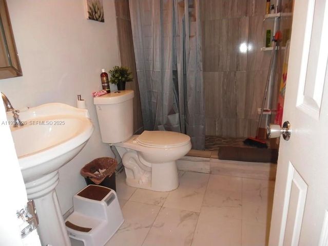 1540 NE 191st St 145, Miami, FL 33179