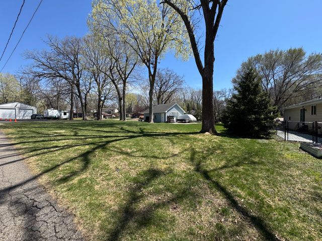 17368 Sunset Trail SW, Prior Lake, MN 55372