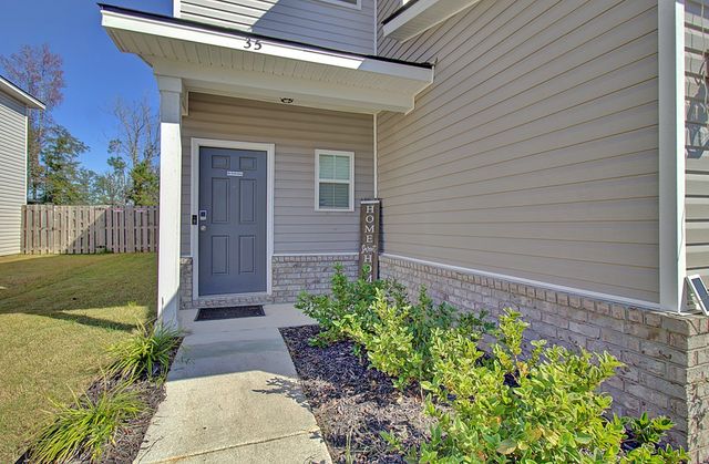 35 Perlieu Court, Hinesville, GA 31313