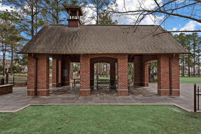 71 Kendrick Pines Boulevard, The Woodlands, TX 77389