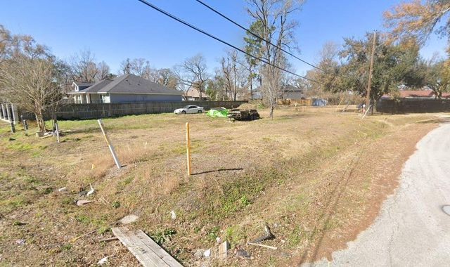 9221 Firnat Street, Houston, TX 77016