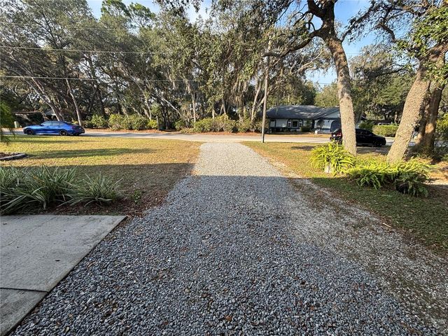 16788 SE 69TH LANE, Ocklawaha, FL 32179