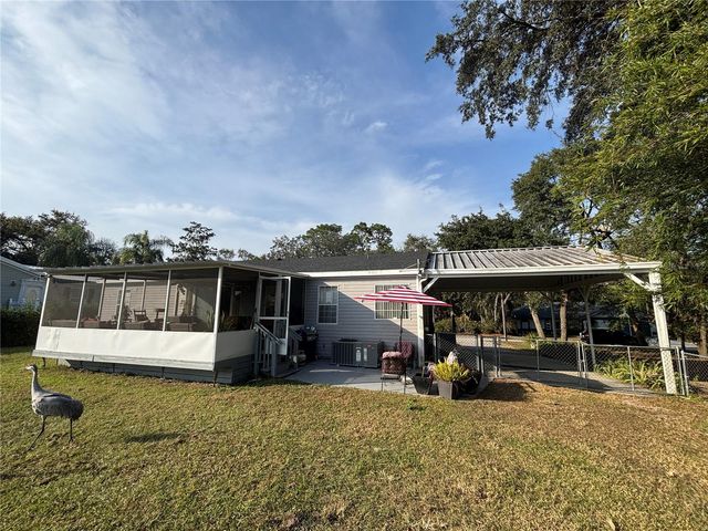 16788 SE 69TH LANE, Ocklawaha, FL 32179
