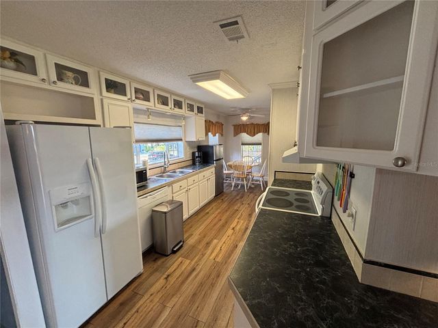 16788 SE 69TH LANE, Ocklawaha, FL 32179