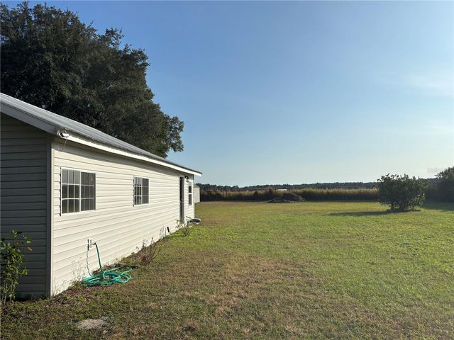 16788 SE 69TH LANE, Ocklawaha, FL 32179