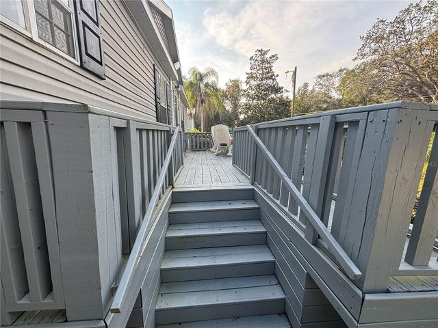 16788 SE 69TH LANE, Ocklawaha, FL 32179